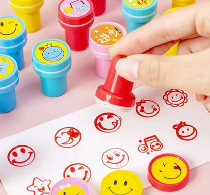 Cute Emoji Stamp Set for Kids (Pack of 10) – Fun Cartoon Face Stamper for Arts & Crafts